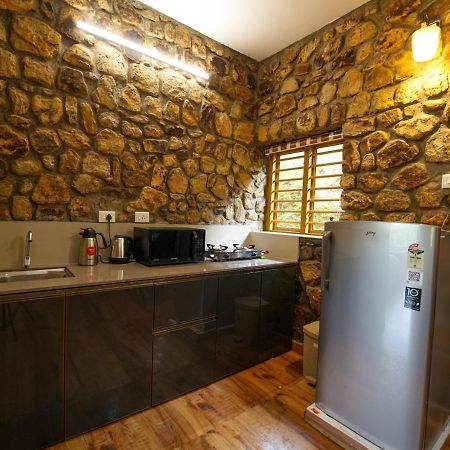 Tiyans Stone Castle Private Tea Villa Vagamon By Voye Homes Εξωτερικό φωτογραφία