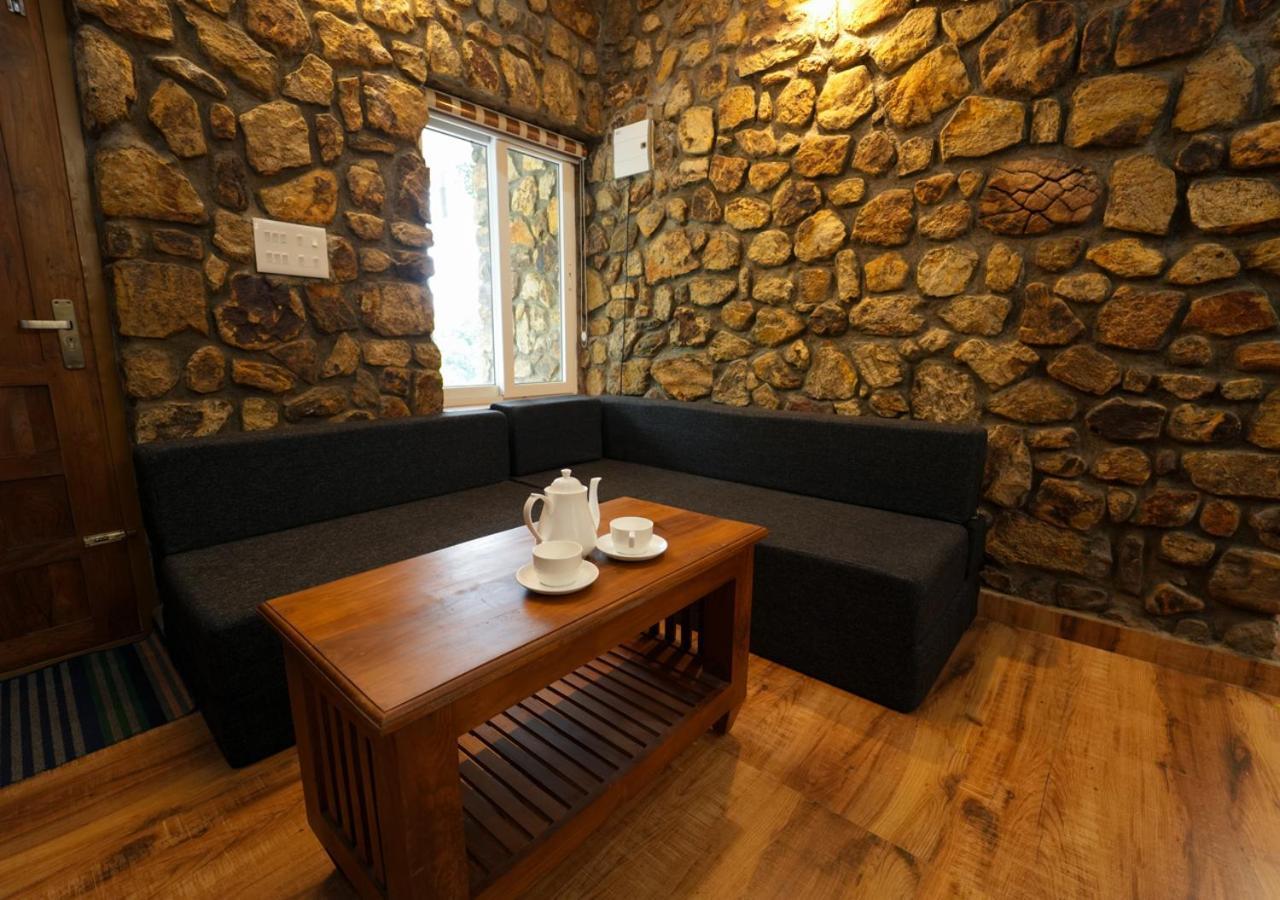 Tiyans Stone Castle Private Tea Villa Vagamon By Voye Homes Εξωτερικό φωτογραφία